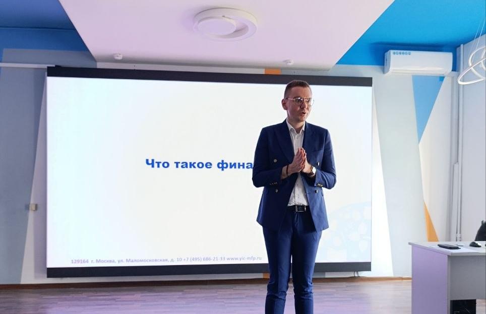 Лекция "Профилактика информационной безопасности" на факультете СПО