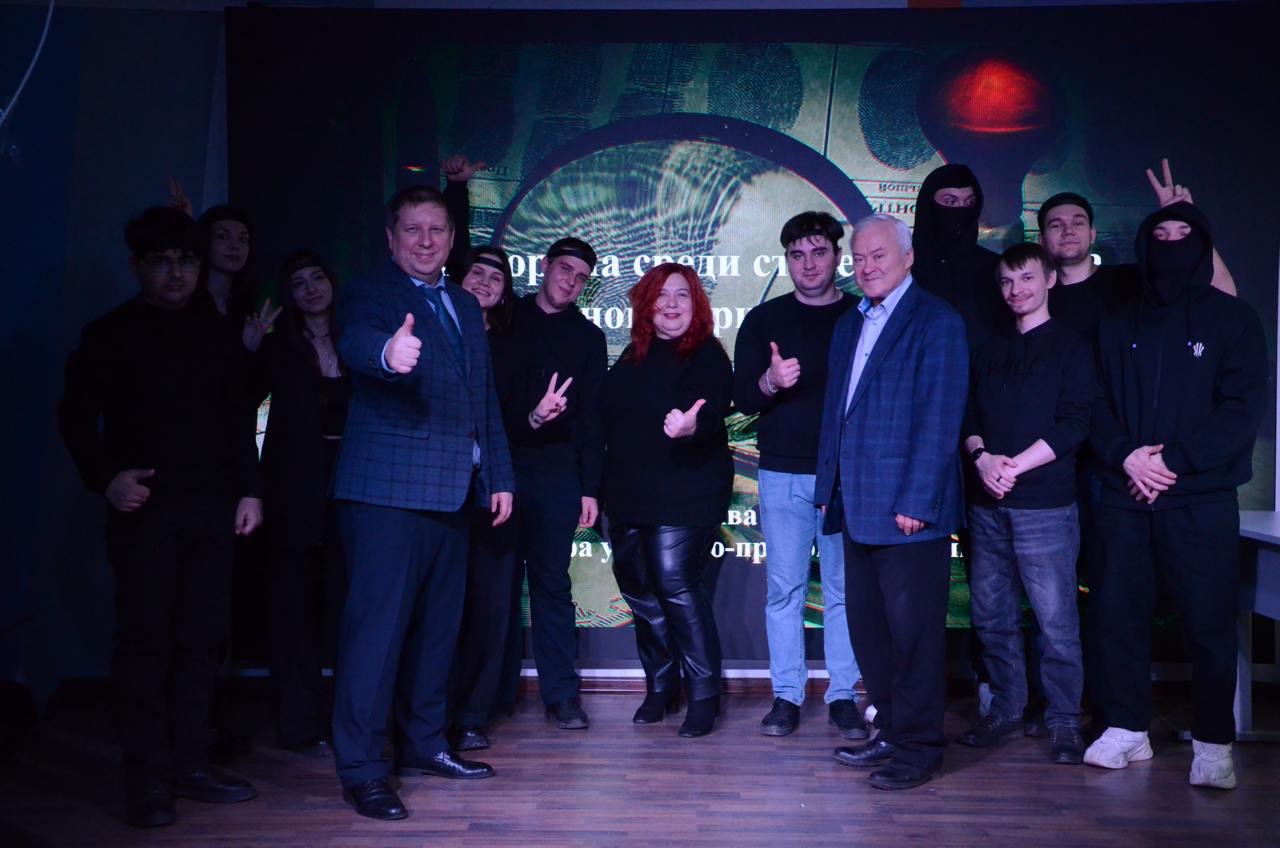 Интеллектуально-правовая игра "Пытка разума": юридический поединок студентов четвертого курса