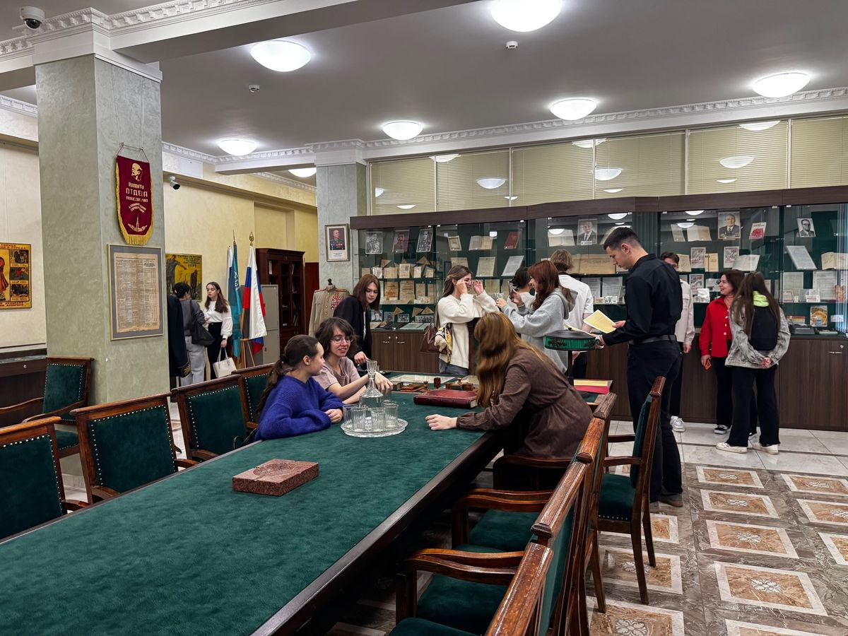 Налоговое право -– практика рядом с теорией: экскурсия студентов МЮИ в музей финансов