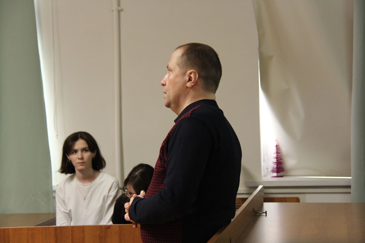 Встреча с руководителем поискового отряда "Поколение"